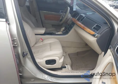 2010 Lincoln Mks из США, поврежденный, VIN 1LNHL9DRXAG614758